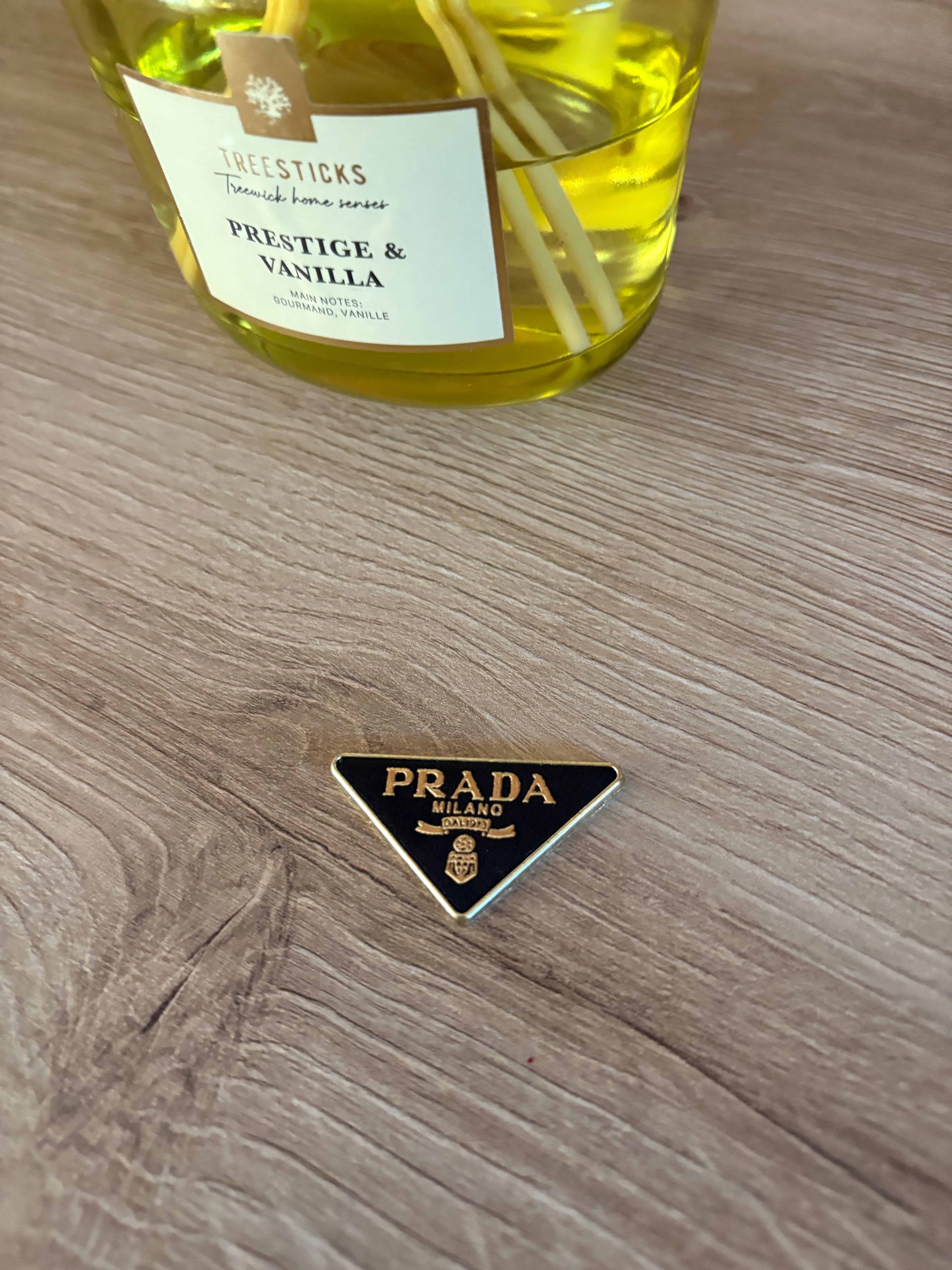 Spilla Triangle