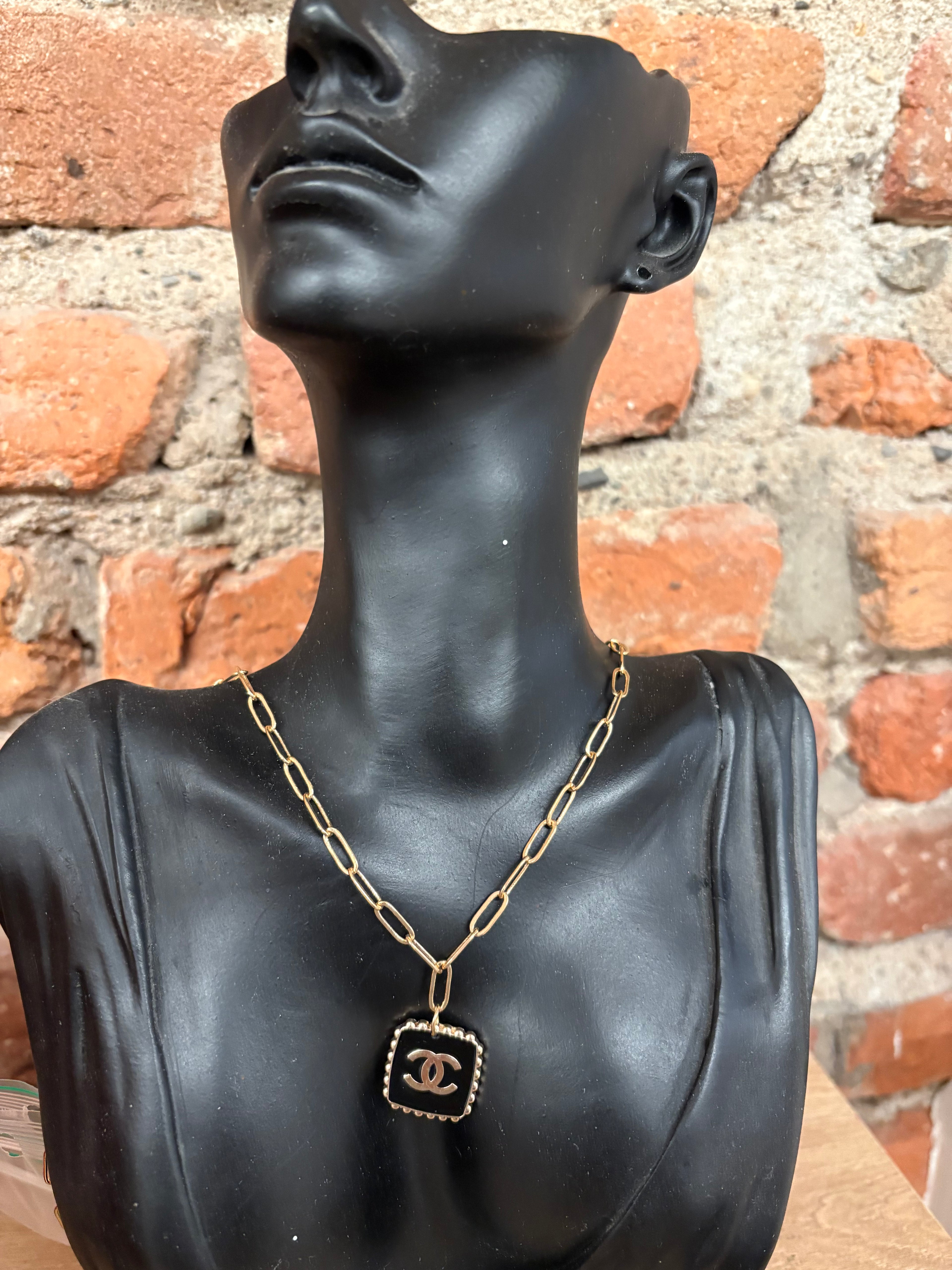 Collana Brigitte